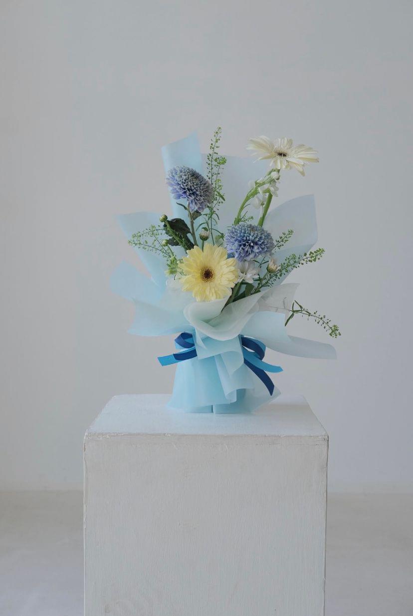 Mini Bouquet - Image 6