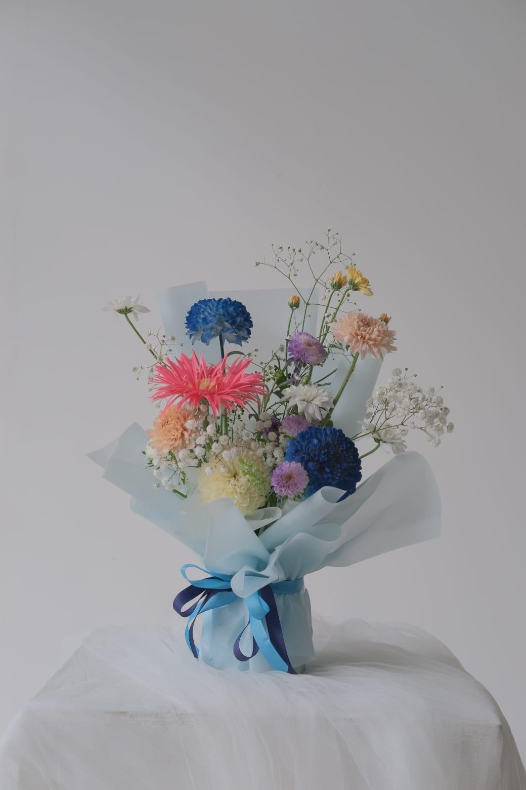 Mini Bouquet - Image 3